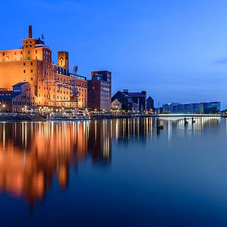City Apartment Duisburg 2#Netflix &Wlan &Kingsize Bett & Kaffee Maschine & Central & 500M Innenhafen & 2 Min U Bahn Εξωτερικό φωτογραφία