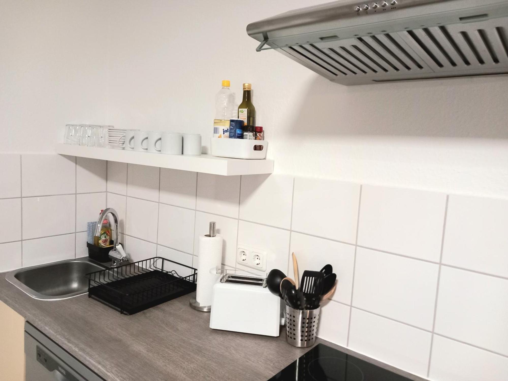 City Apartment Duisburg 2#Netflix &Wlan &Kingsize Bett & Kaffee Maschine & Central & 500M Innenhafen & 2 Min U Bahn Εξωτερικό φωτογραφία